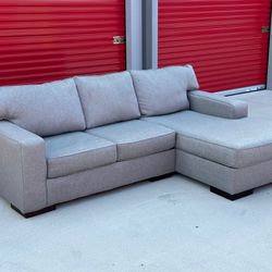 LIKE NEW GRAY SECTIONAL COUCH - CITY FURNITURE - DELIVERY AVAILABLE 🚚