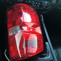 2014 Chevy Silverado 1500 Left Tail Light
