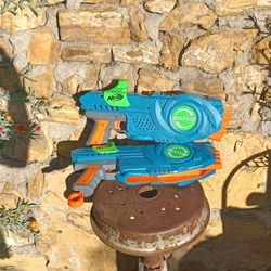 2 Nerf Guns
