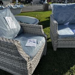3 pcs brand new patio set