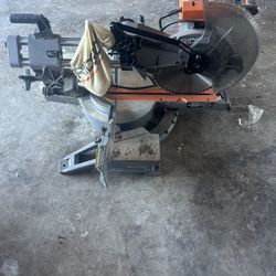 Rigid Miter Saw 12in