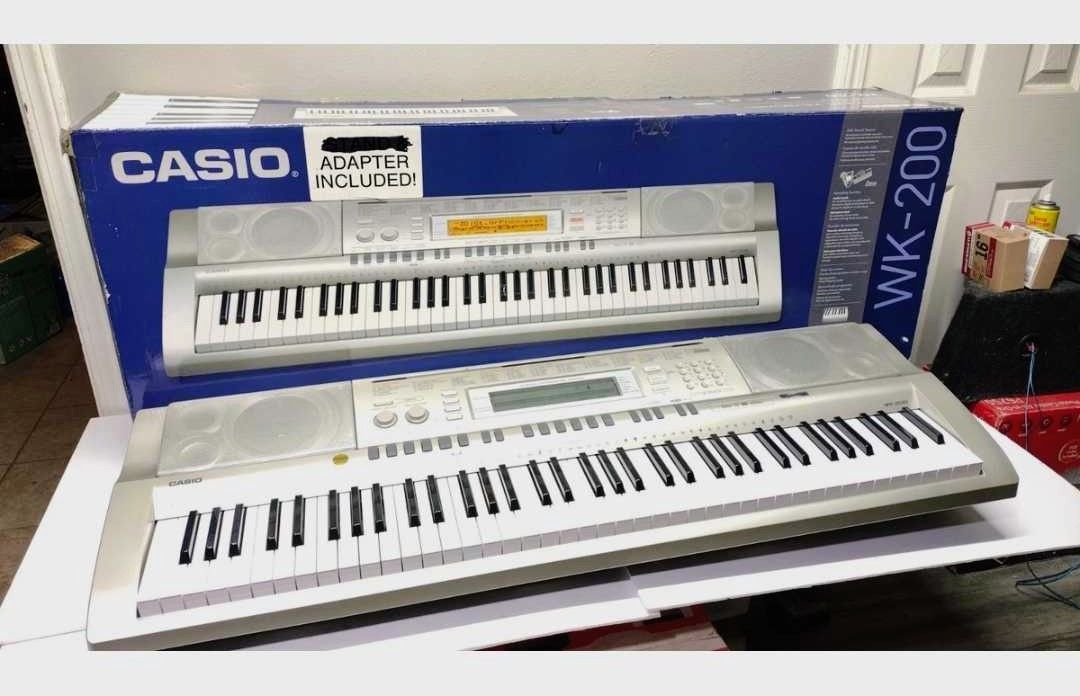 Casio WK-200 Electric Piano Keyboard