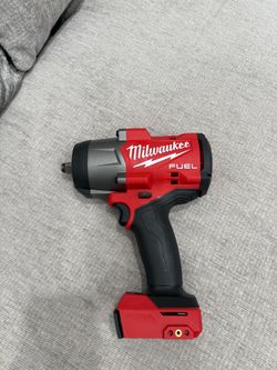 Brand New Milwaukee Fuel M18 1/2 High Impact Torque Wrench with Friction Ring
