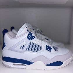 Air Jordan 4 Military Blue 