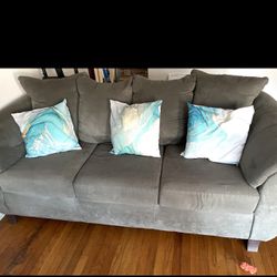 Couch For Sale In Good Condition 