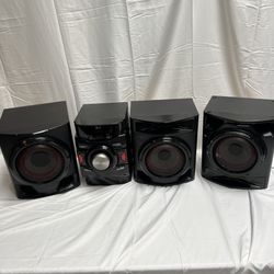 LG CM4590 Mini Stereo 700 Watts