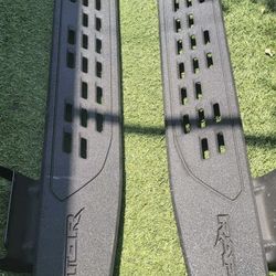 Ford Raptor Steeps