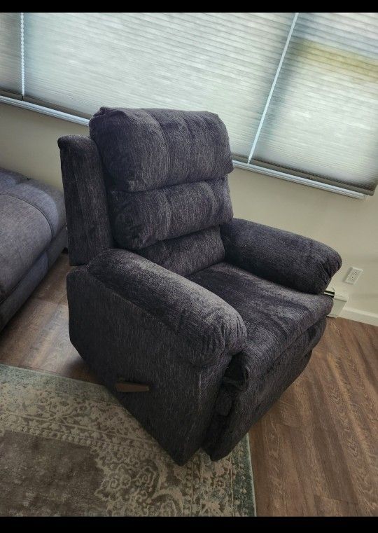 Bob O Pedic Swivel Rocker Recliner Chair New Grey for Sale in Middle