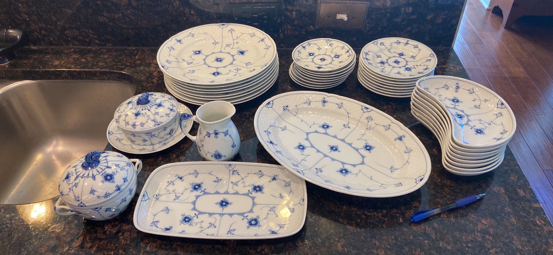Blue China Royal Copenhagen Denmark B&G
