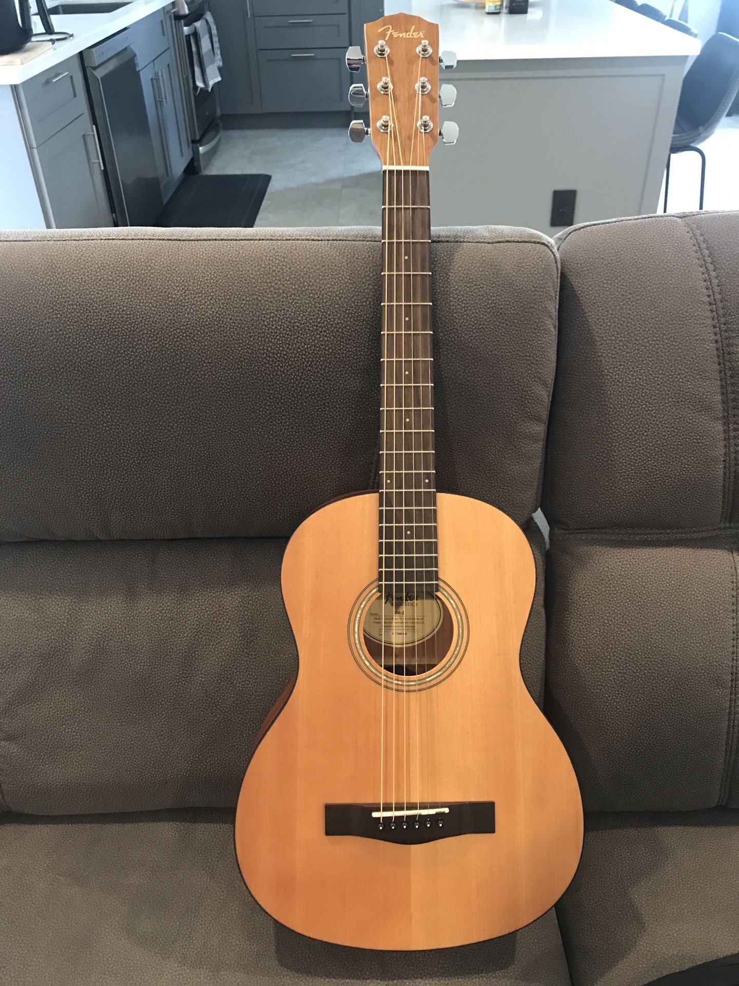 Fender MA -1  guitar