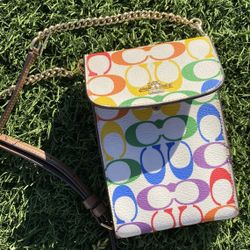 $100 FIRM NO TRADES Women’s Crossbody 