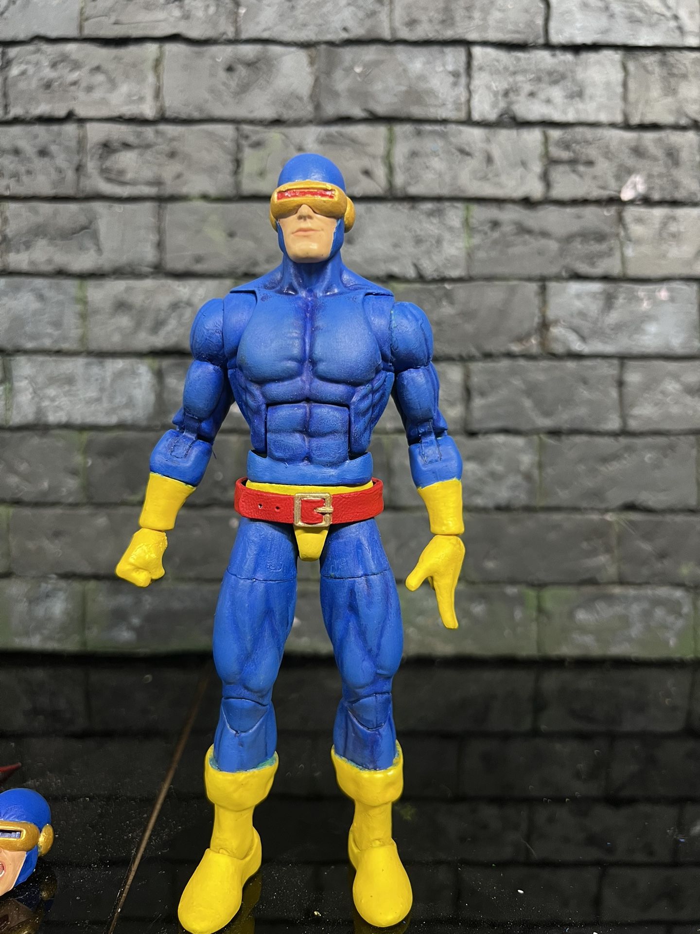 Marvel Legends Cyclops (Custom Giant Sized Byrne Era)
