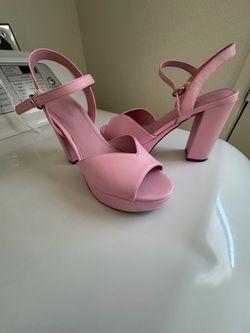 High hills great condition size 6.5