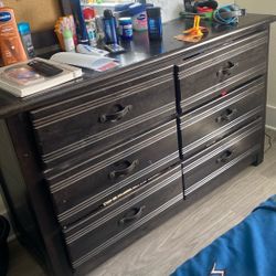 Full Size Dresser Bed And Chess Dresser Set With Mirror