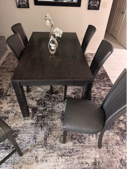 dining room set