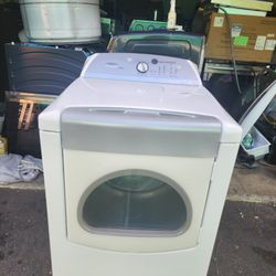 Whirlpool Cabrio Heavy Duty Dryer