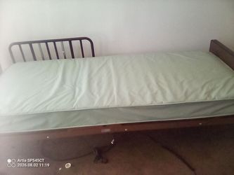 Single Hospital Bed with Mattress