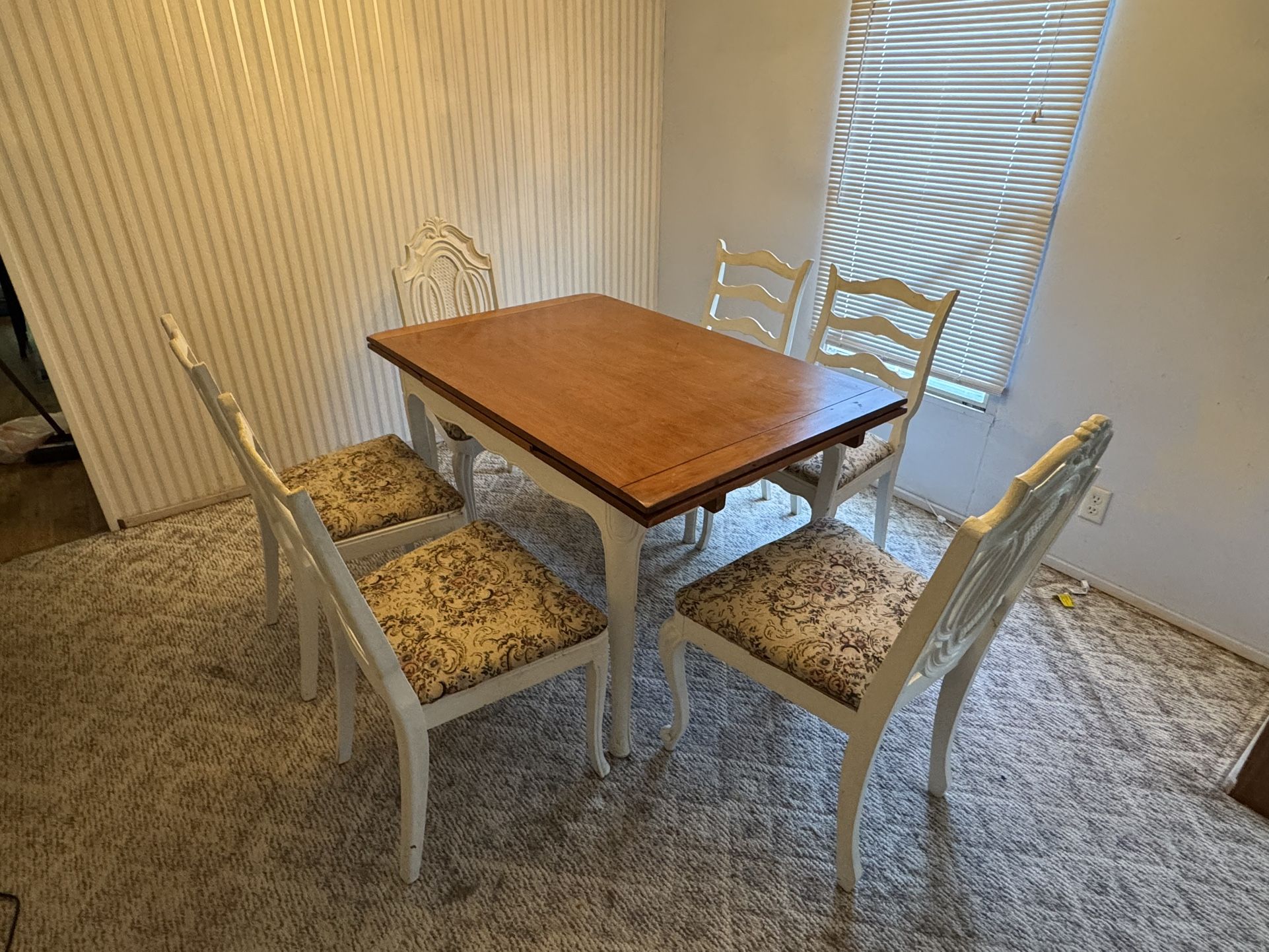 Vintage Dining Table with 6 Chairs – $225 (Lakeland, FL)
