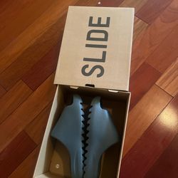 Yeezy Slides Slate Marine New