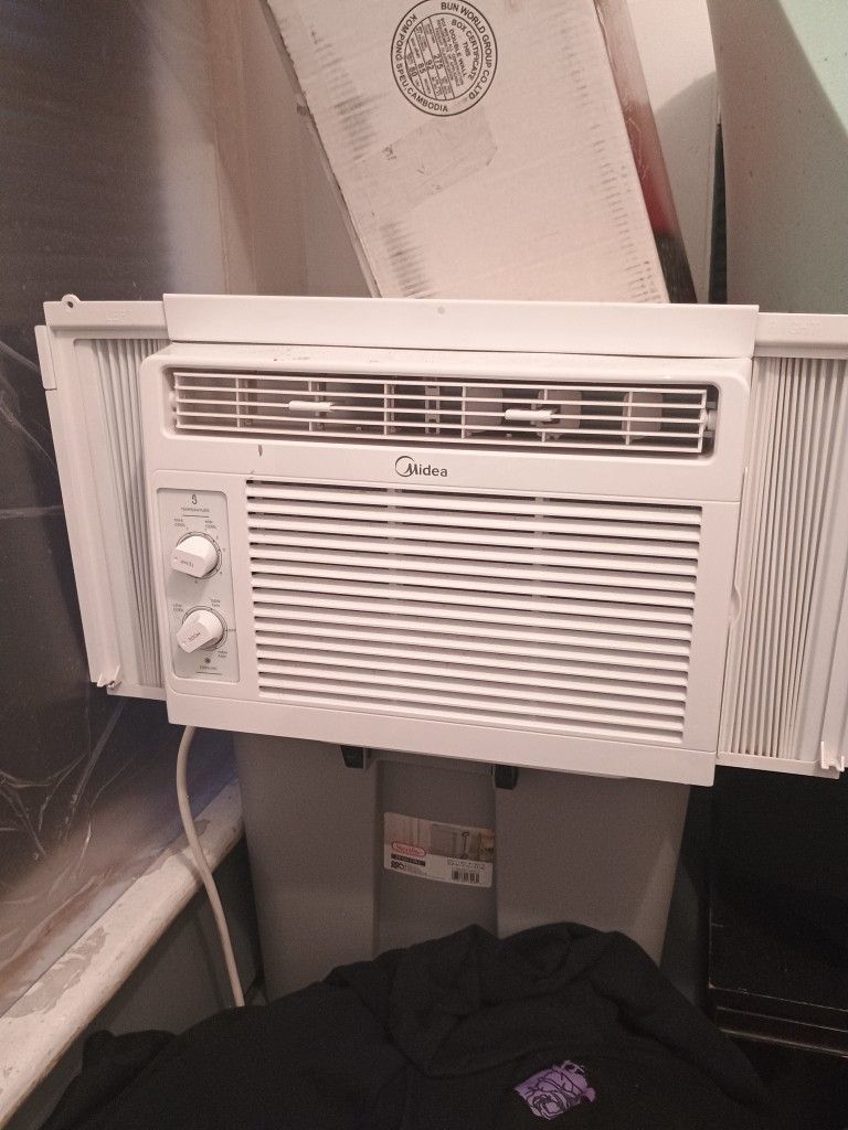Midea Air Conditioner