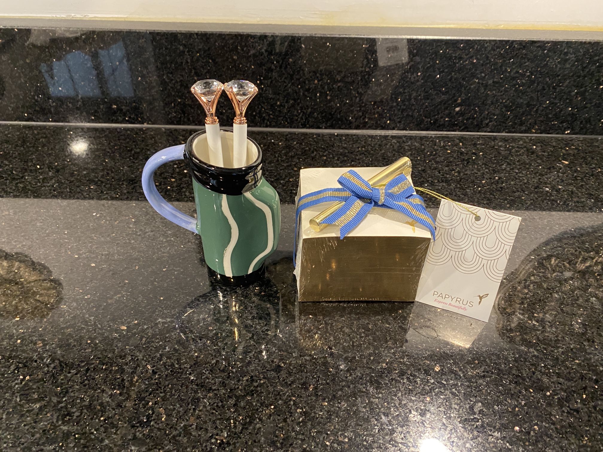 Golf Bag Jigger Pen Holder + 2 Dimond Pens + Papyrus Note Organizer 600 pp w/Pen