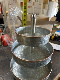 Party Cup Cake Stand