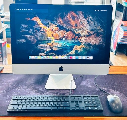 Apple iMac 21” 2019 4K i5 16GB 500GB Radeon Pro 560X 4GB Graphics Read Description