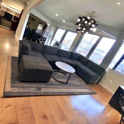 Thomasville Tisdale Sectional 