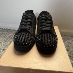 Christian louboutin low top shoes