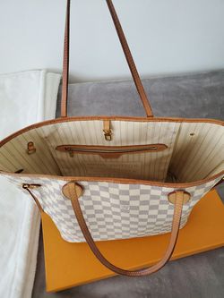 Louis Vuitton Neverfull MM Damier Azur With Pouch for Sale in Long Beach,  CA - OfferUp