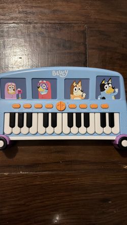 Bluey piano