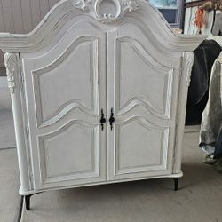 Cute Storage Cabinet 