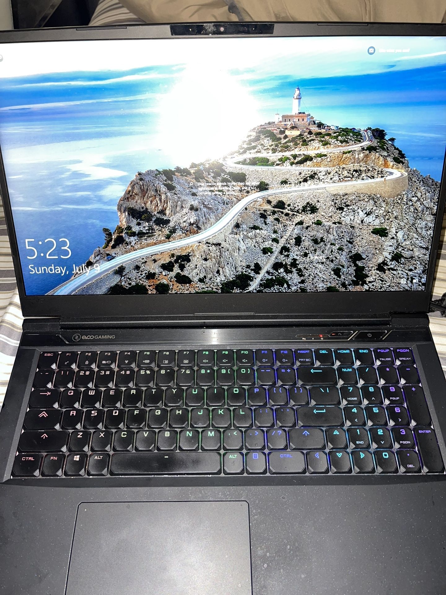 Evoo Gaming Laptop 17 2060 i7