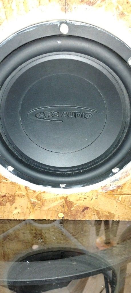 8" Subwoofer In Box