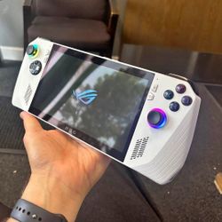 Asus Gog Z1 Gaming system 
