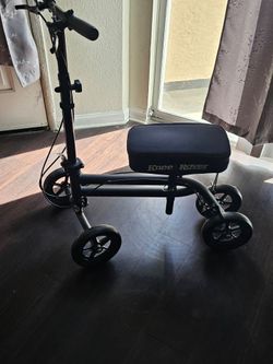 Knee Rover Knee Scooter Walker