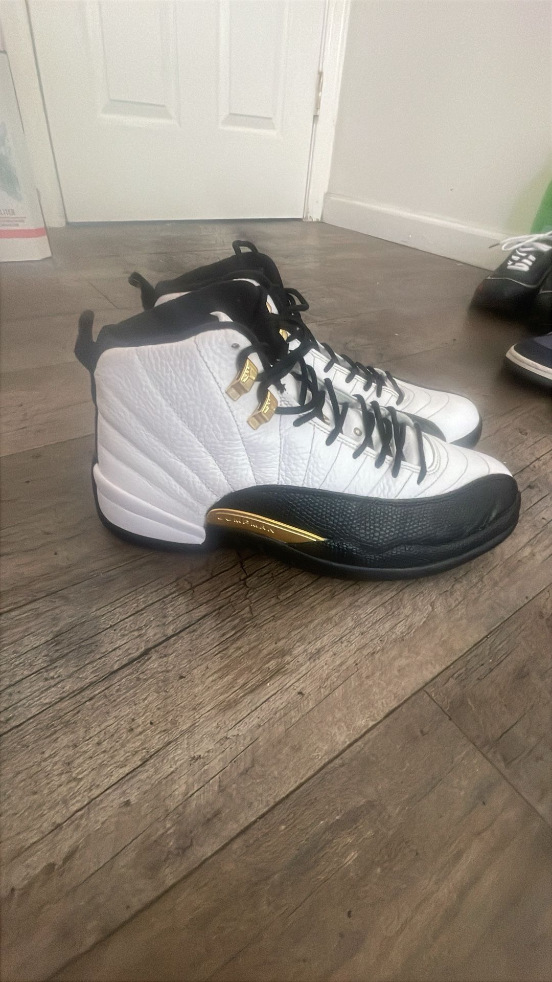 Jordan 12 Royalty Taxi