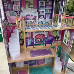 6 Foot Tall Wooden Doll House 