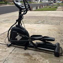 Xterra FS5.6e Elliptical Trainer