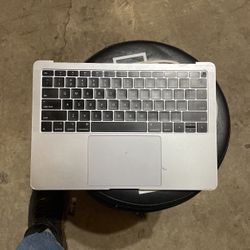 Macbook Air 2017 Model