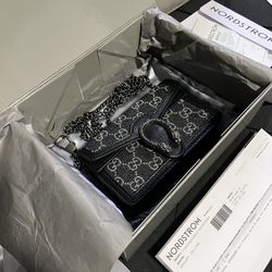 MINI GUCCI CHAIN PURSE