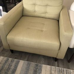 Mid Century Light Green Velvet chair 36”x 36”x 33”