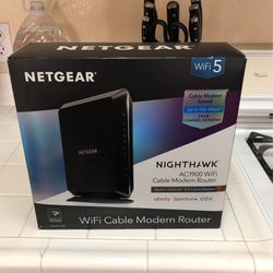 Net gear Nighthawk Cable Modem Router Brand New