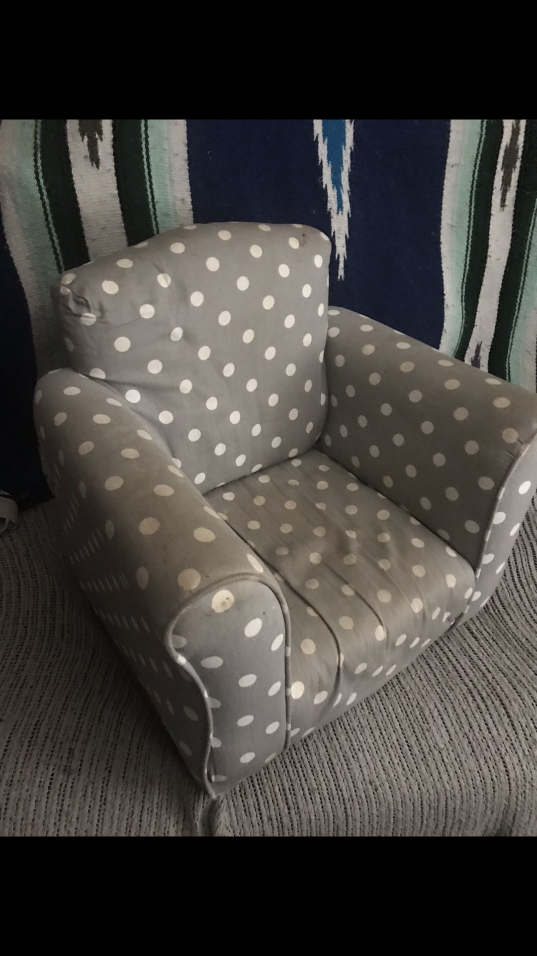 Very Nice Toddlers Rocking Lounge Chair Only $20 Takes It Now