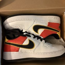 Nike Air Force 1 LV8