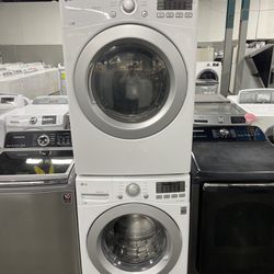 LG Front Load Washer and Dryer Unit