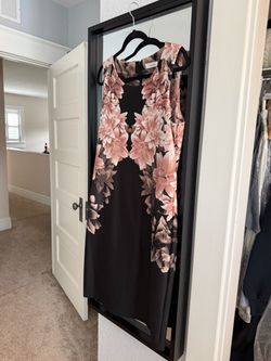 Calvin Klein Black & Blush Floral Sheath Dress – Size 10 –