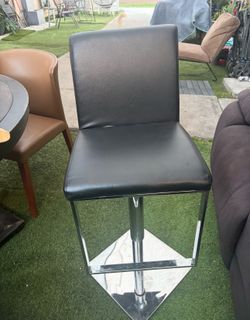 Barstool