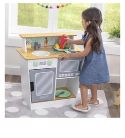 KidKraft Serve-in-Style Play Kitchen