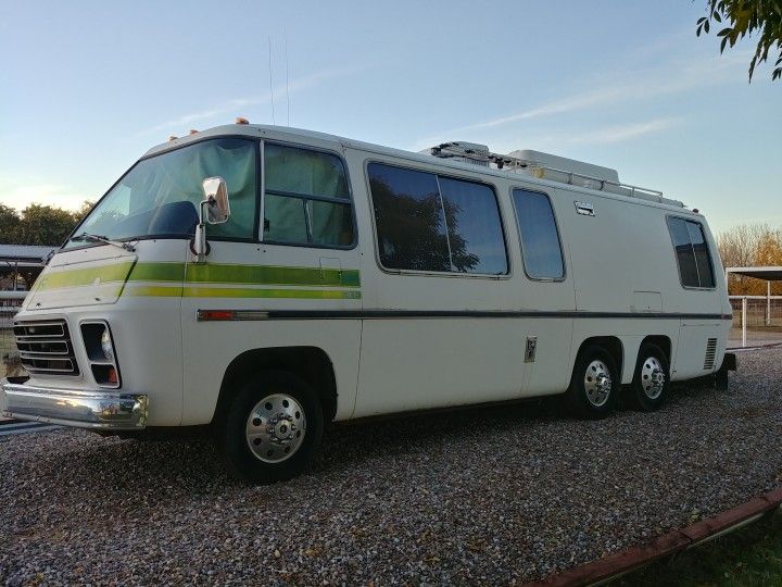 1973 GMC Sequoia
